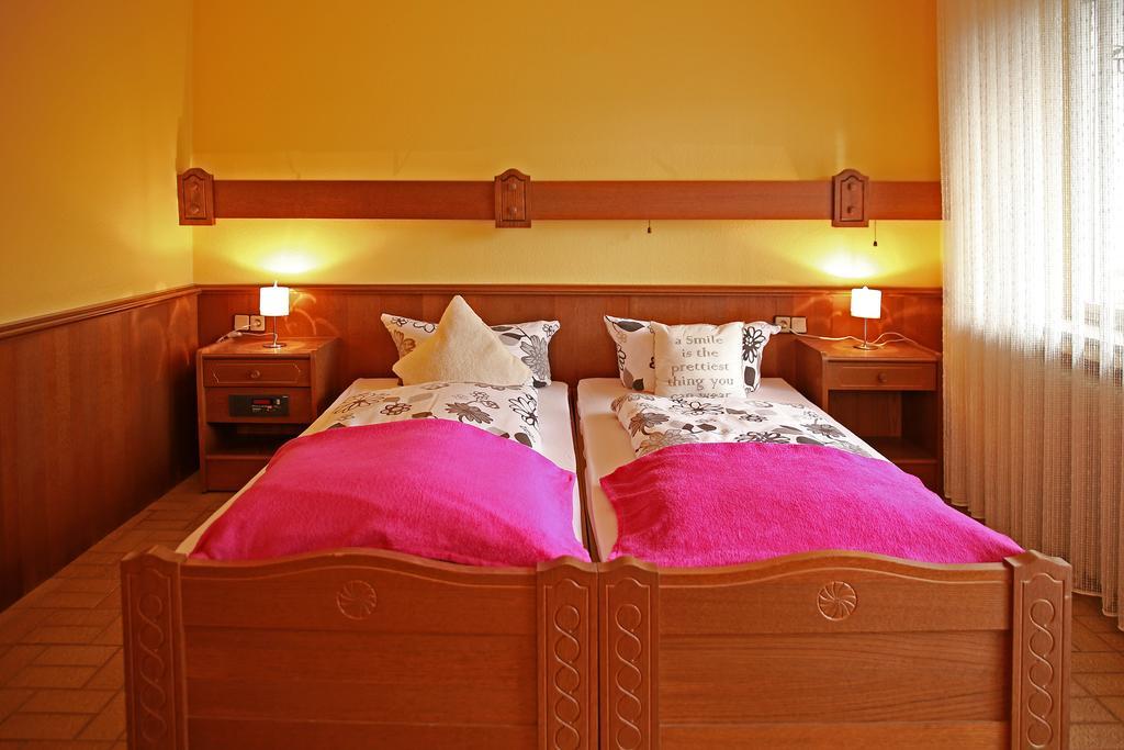 Hotel In Der Strassen Solingen Zewnętrze zdjęcie